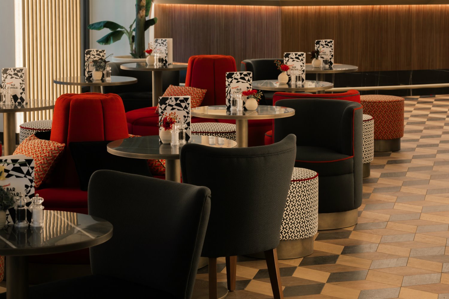 Bar Campari en Viena por Matteo Thun 
