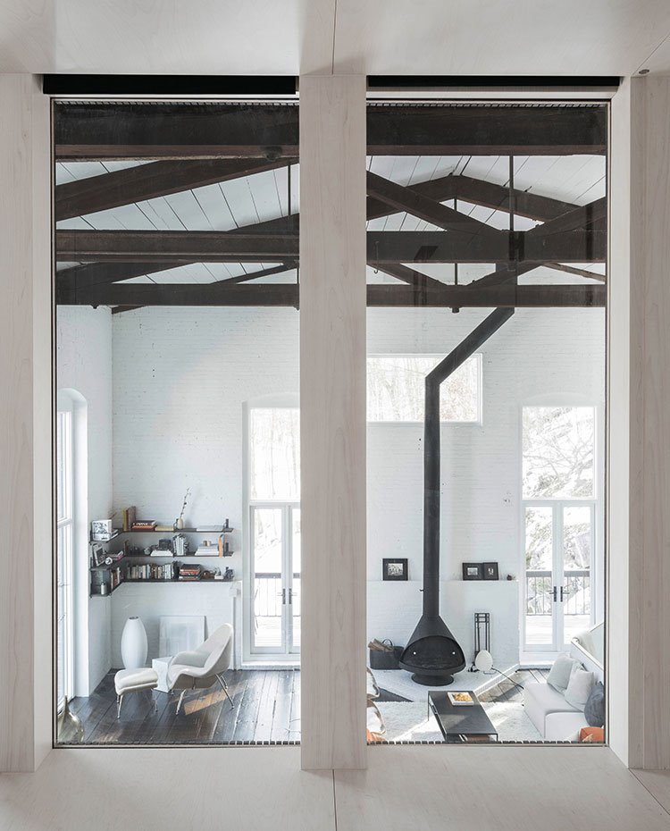 Cerramientos de dormitorio hacia salón