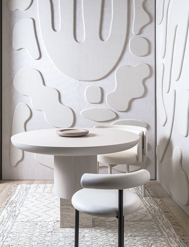 Adiós paredes aburridas, hola molduras: así es la tendencia deco que sube como la espuma