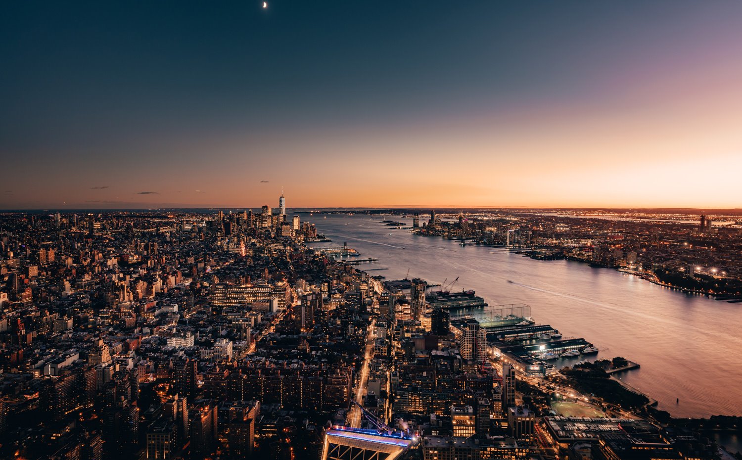 Panorámicas del sur de Nueva York al atardecer desde el mirador Edge