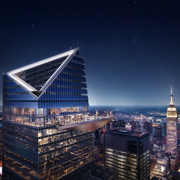 Vista nocturna de la plataforma Edge, con el Empire State Building de fondo