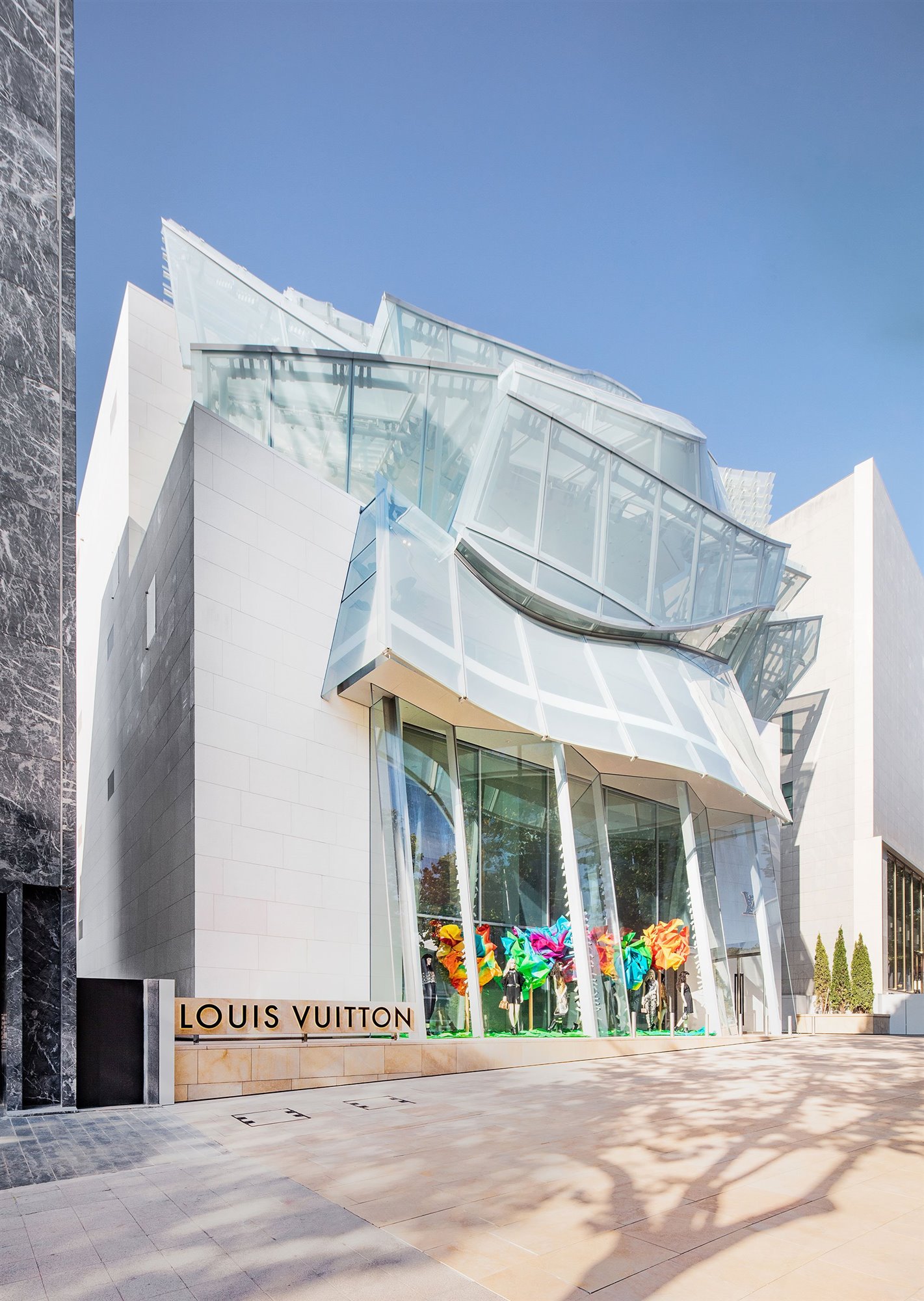  96A0550 retouched. tienda louis vuitton seul frank gehry