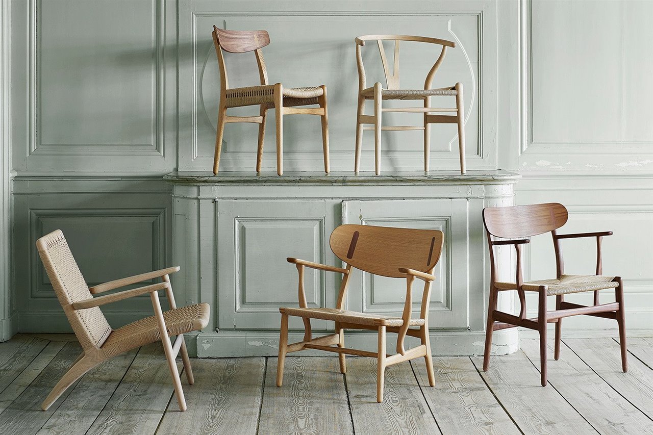 Prolífico autor de sillas, Hans J. Wegner tenía un  refinado sentido de los  detalles constructivos y un gran conocimiento de la madera.
