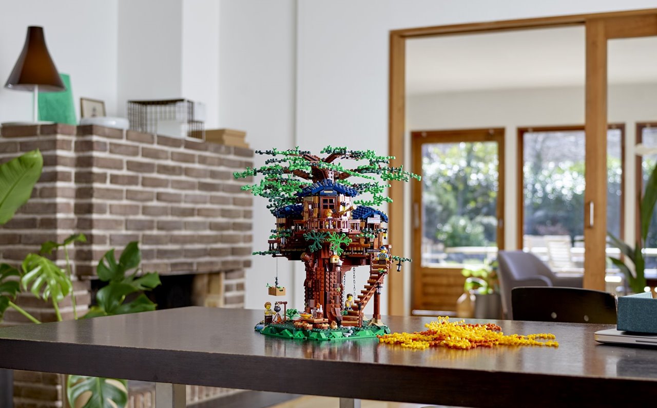La casa del árbol sostenible de LEGO