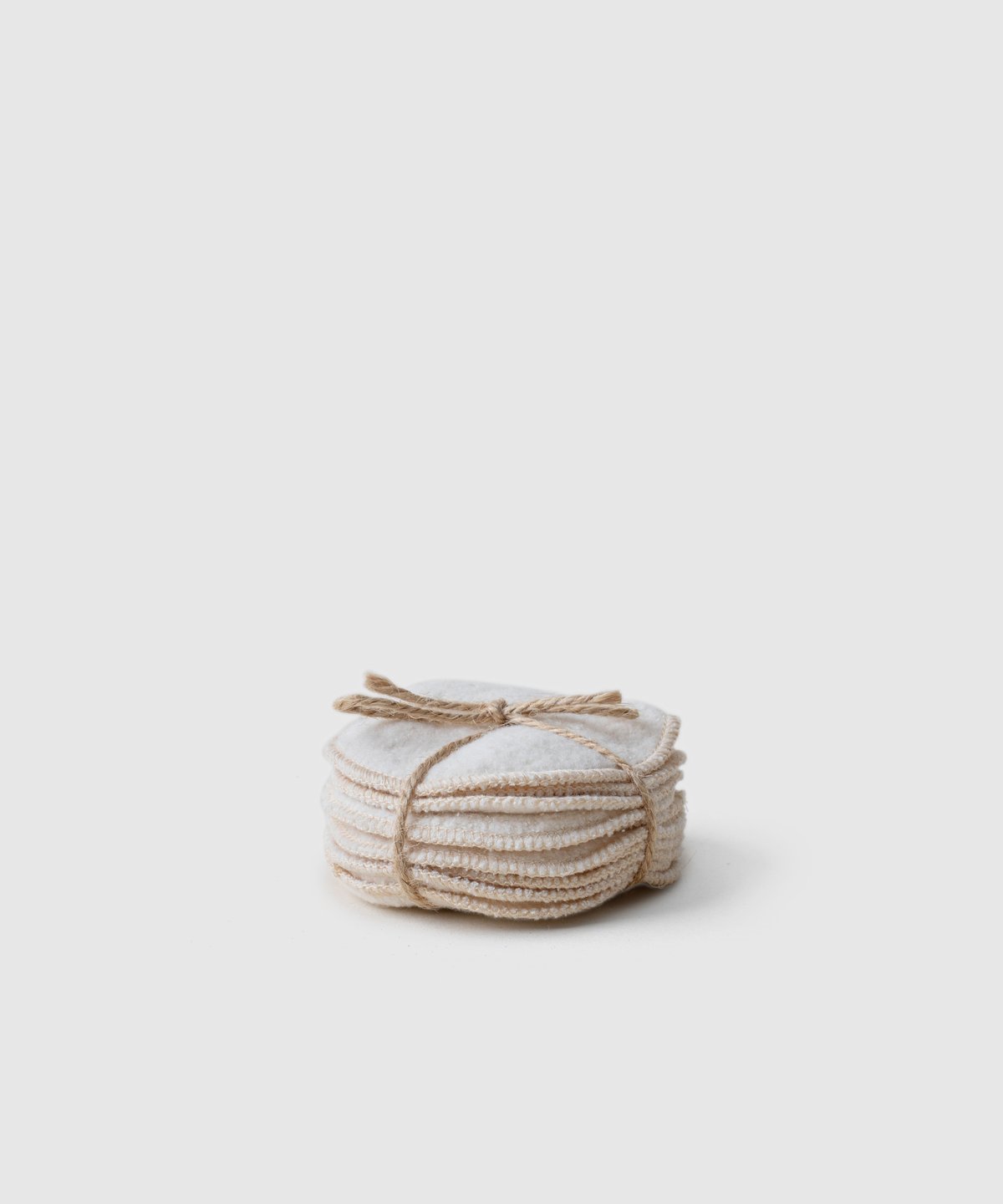Discos de algodón desmaquillantes de la nueva tienda de Marie Kondo Kon Mari