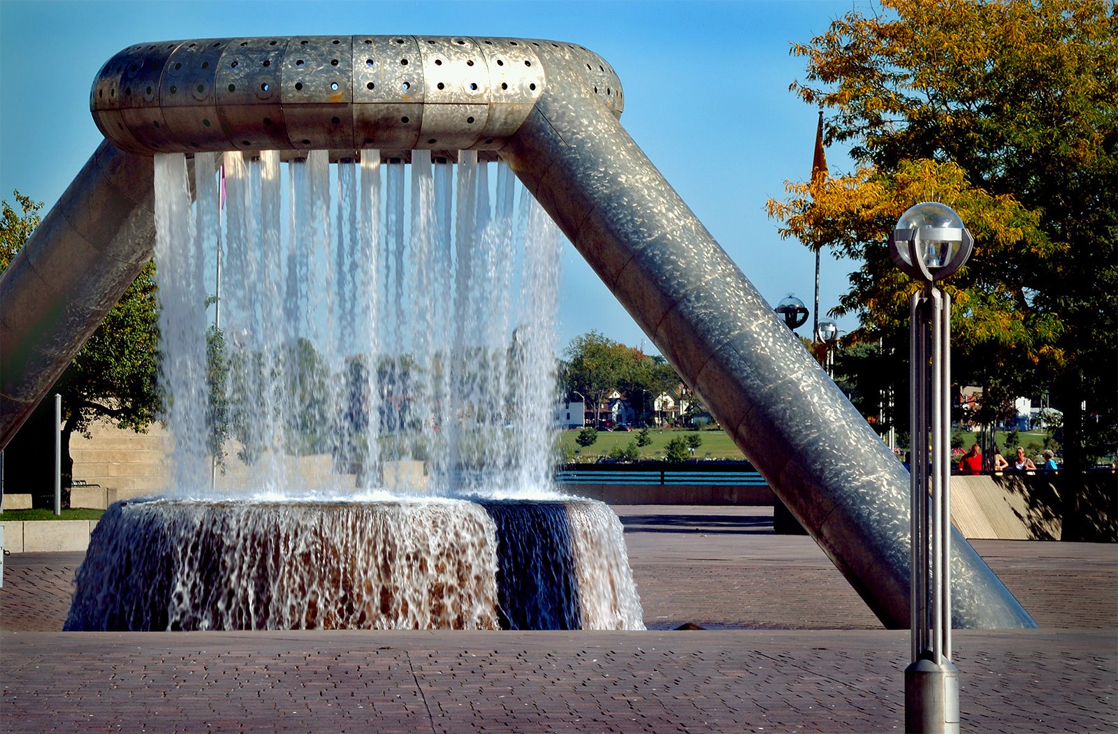 Fuente Horace de Isamu Noguchi