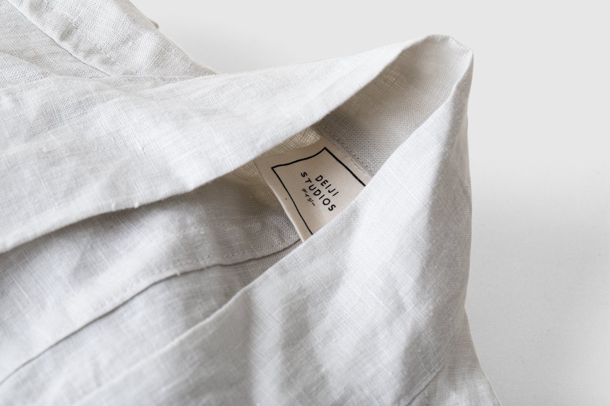 Kimono de lino de Deiji Studios a la venta en la nueva tienda de Marie Kondo Kon Mari