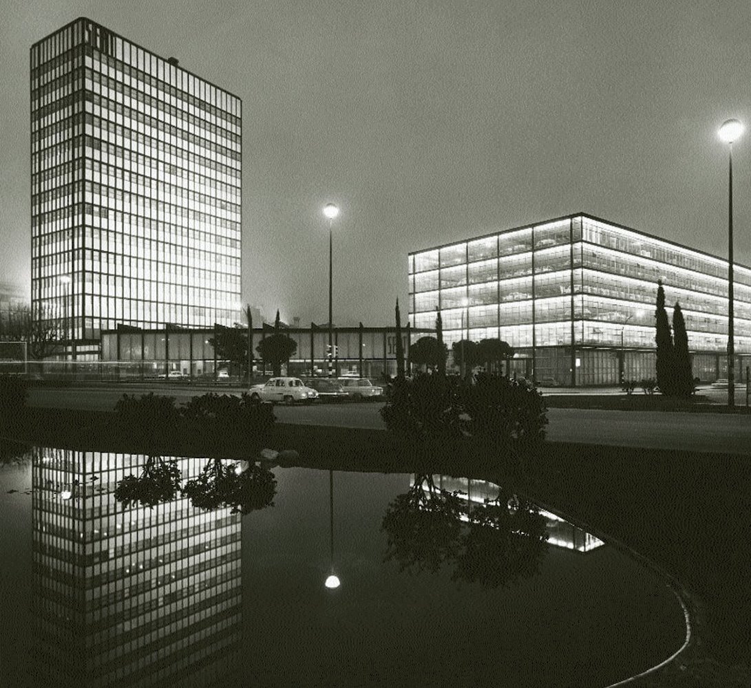 edificios seat barcelona ortiz echagüe y echaide