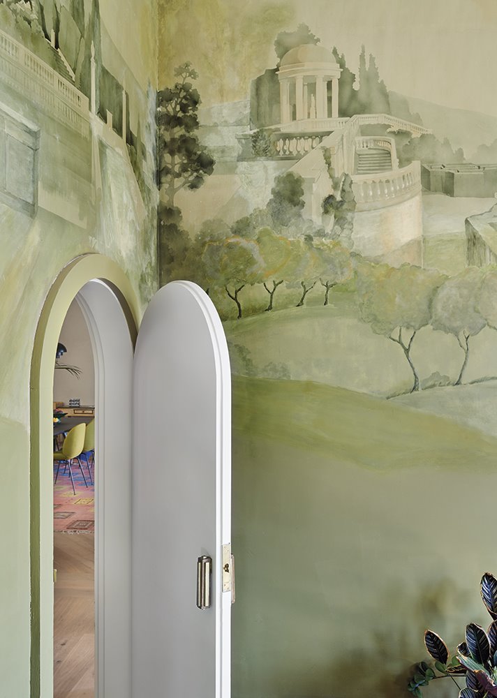 frescos-en-el-piso-del-ensanche-de-Barcelona-con-reforma-de-Georg-Kayser