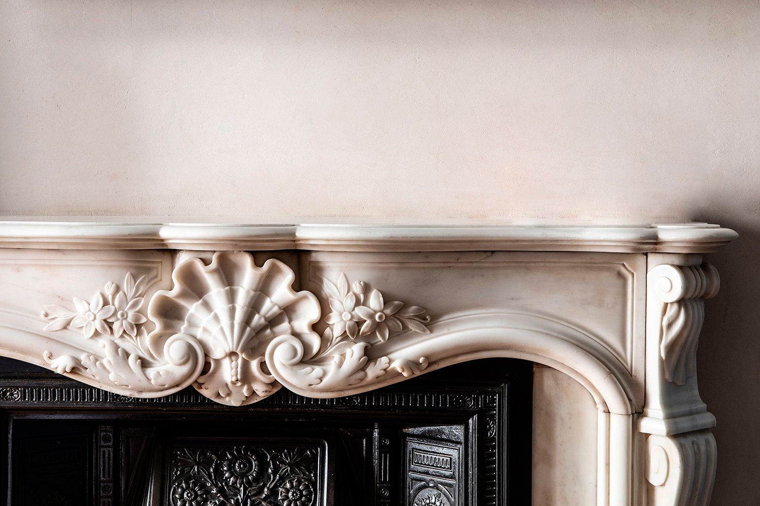 monsieur-didot-boutique-hotel-Atenas-chimenea