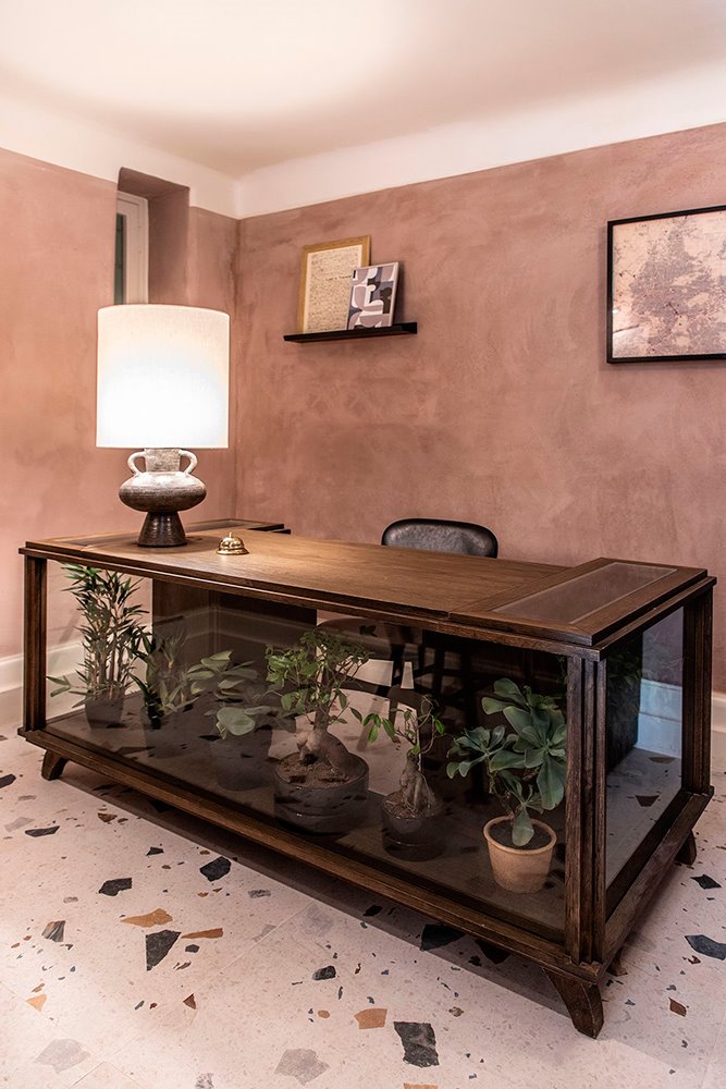 monsieur-didot-hotel-en-Atenas-recepcion