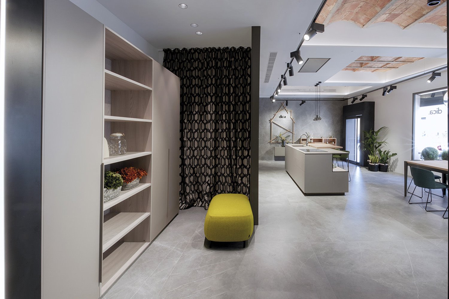 CIRCULO CUADRADO SANTA MARIA showroom cocinas dica 5