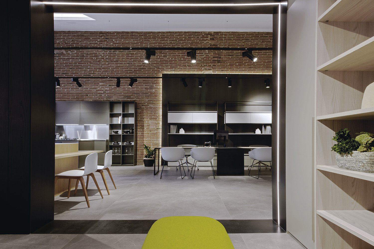 CIRCULO CUADRADO SANTA MARIA showroom cocinas dica 6