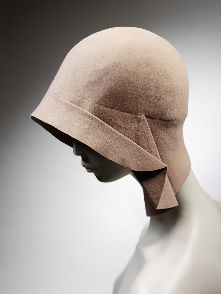 Cloche Hat. Miss Fox, 1928-29© Victoria and Albert Museum, London