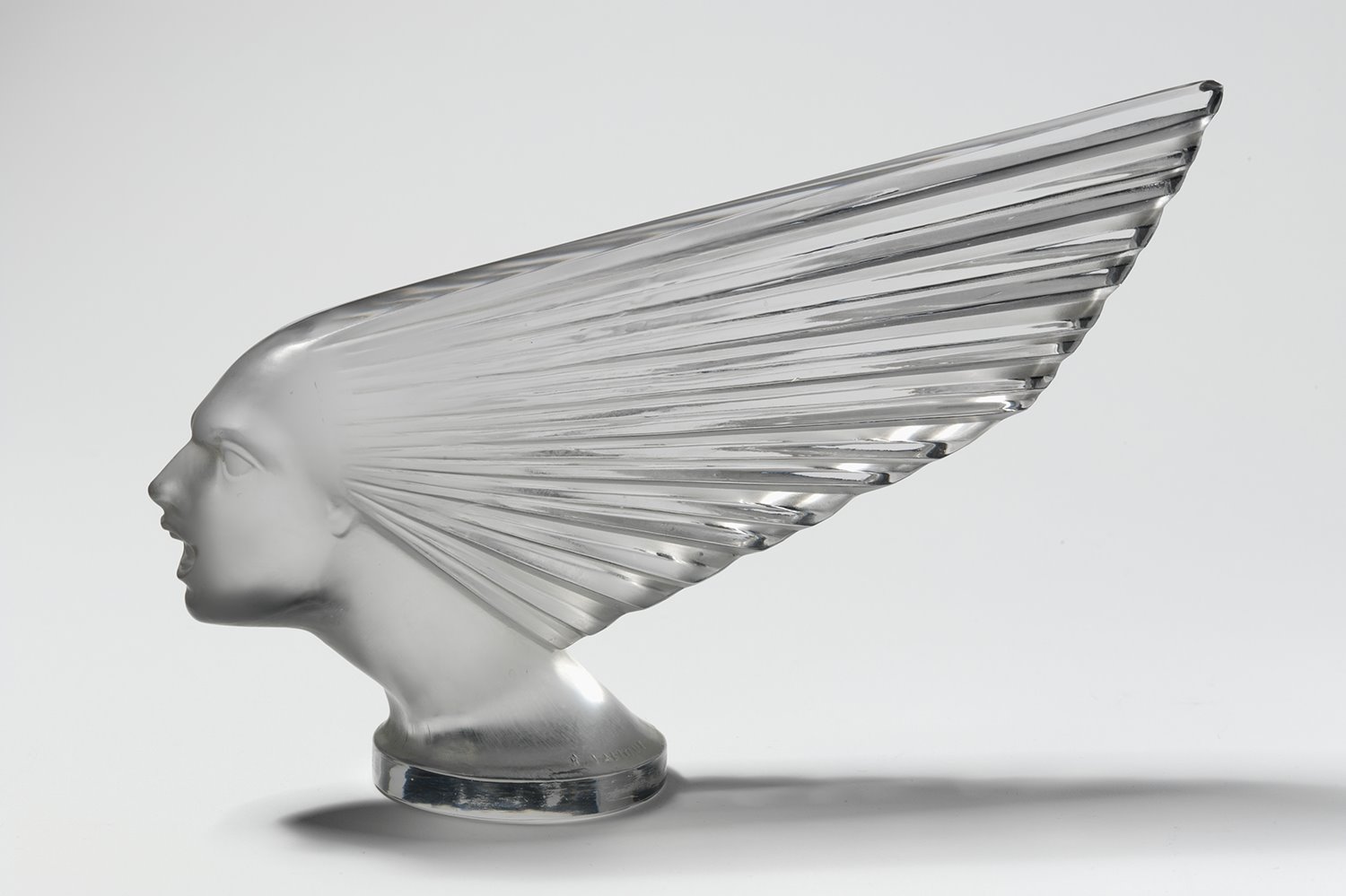 coche Victoire' mascot, designed by René Lalique , 1925 © Victoria and Albert Museum, London