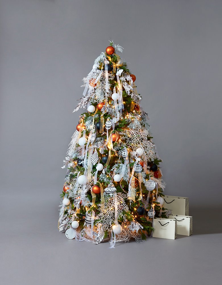 arbol-santa-eulalia-solidarity-christmas-tree