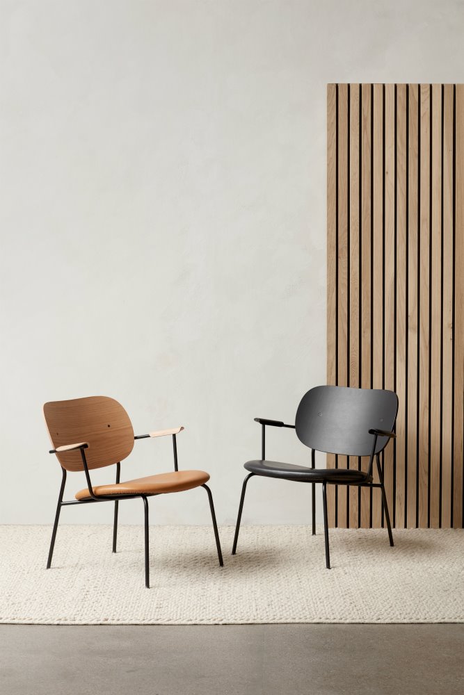 Norm Architects y la interiorista Els Van Hoorebeeck son los responsables de la personalizable Co Lounge Chair. 