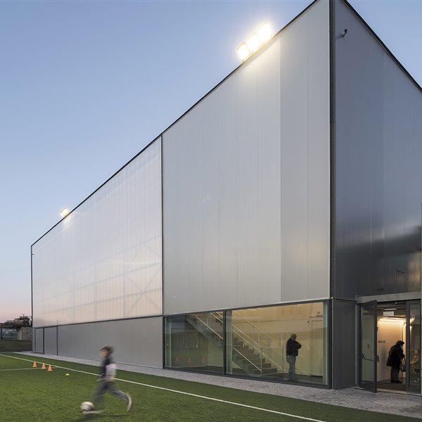 world architecture technal awards Efanor Sports Centre Foto Nelson Garrido