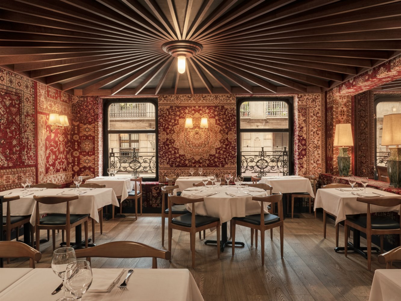 Restaurante quinze nits de pablo peyra studio  