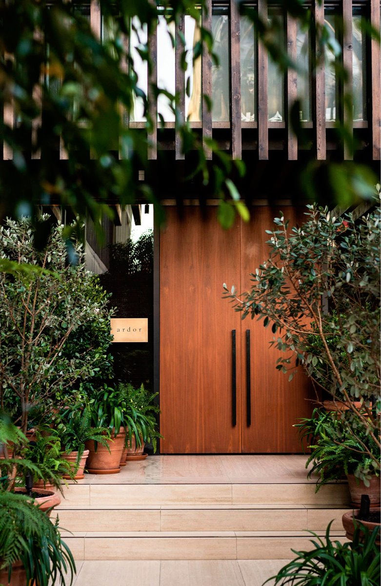 The-edition-John-Pawson-entrada