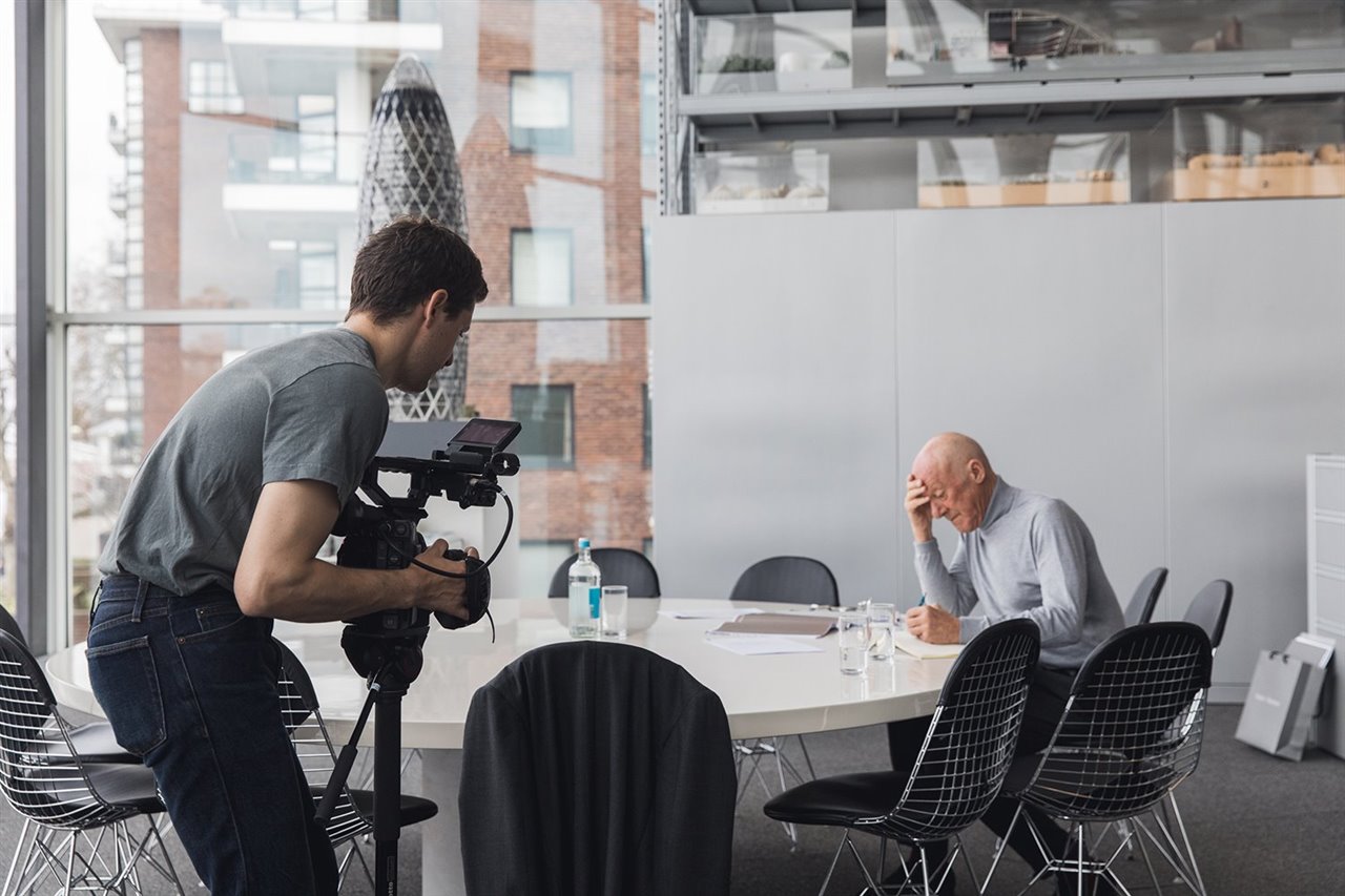 El documental se realizó en la sede Foster+Partners de Londres y también en la Fundación Norman Foster en Madrid.
