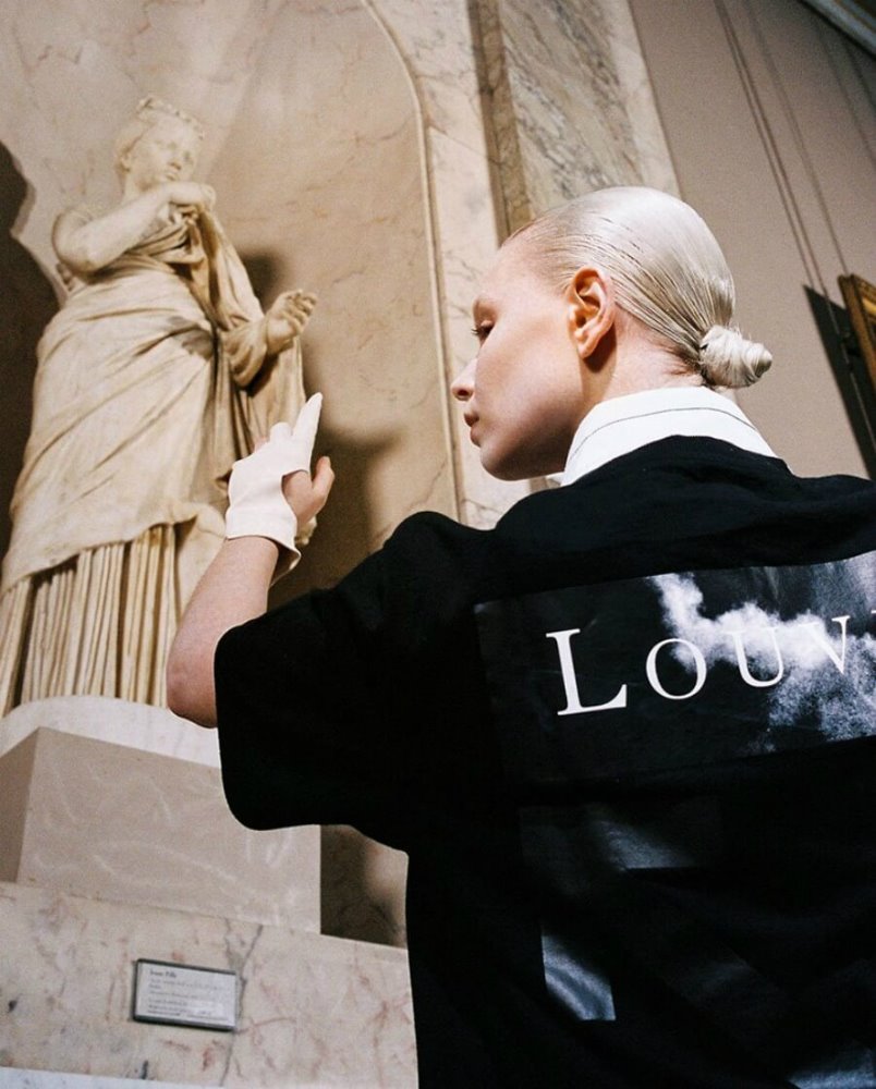 Museo del Louvre y Off-White de Virgil Abloh 