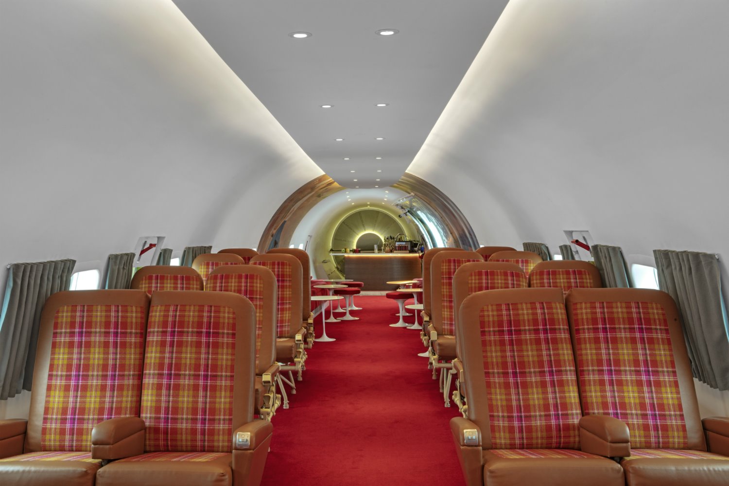 Connie Cocktail Bar en el TWA Hotel JFK Airport de Nueva York 
