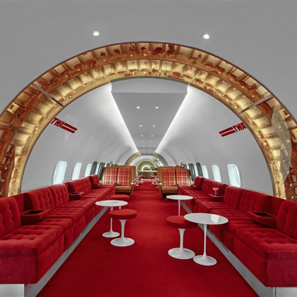 Connie Cocktail Bar en el TWA Hotel JFK Airport de Nueva York 