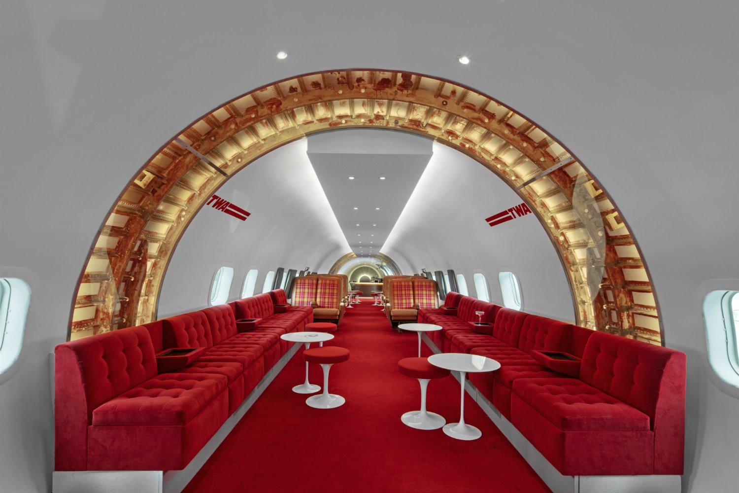 Connie Cocktail Bar en el TWA Hotel JFK Airport de Nueva York 