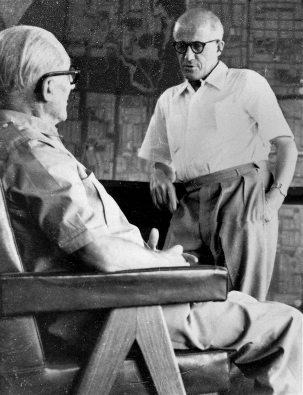 Cassina homenajea a Pierre Jeanneret reeditando 4 piezas icónicas