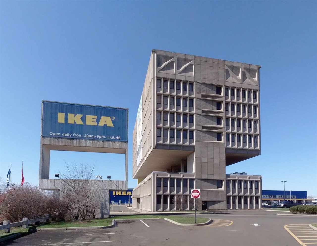 Aunque construyó una tienda en un terreno adyacente, Ikea no llegó a ocupar el edificio.