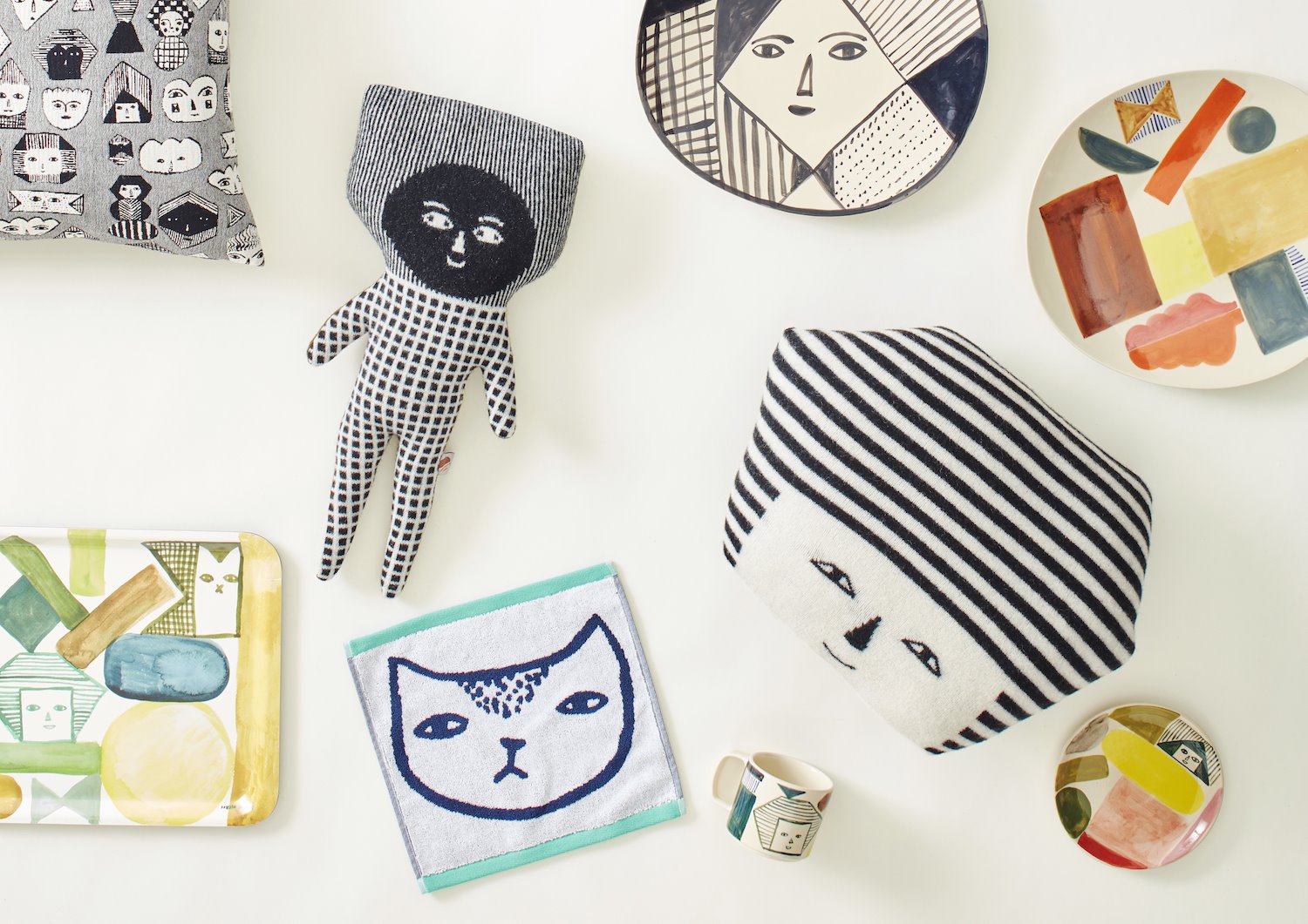 coleccion Allsorts Donna Wilson cojines peluches bandejas