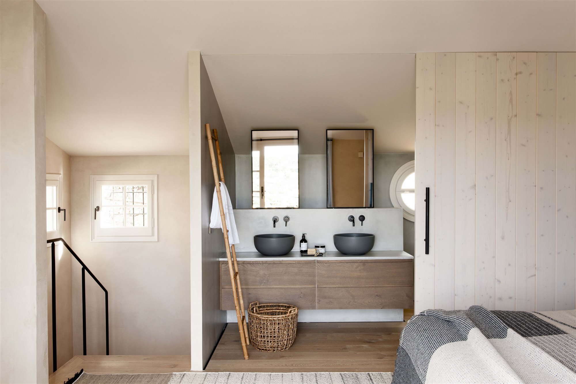 habitacion suite baño casa mimouca costa brava