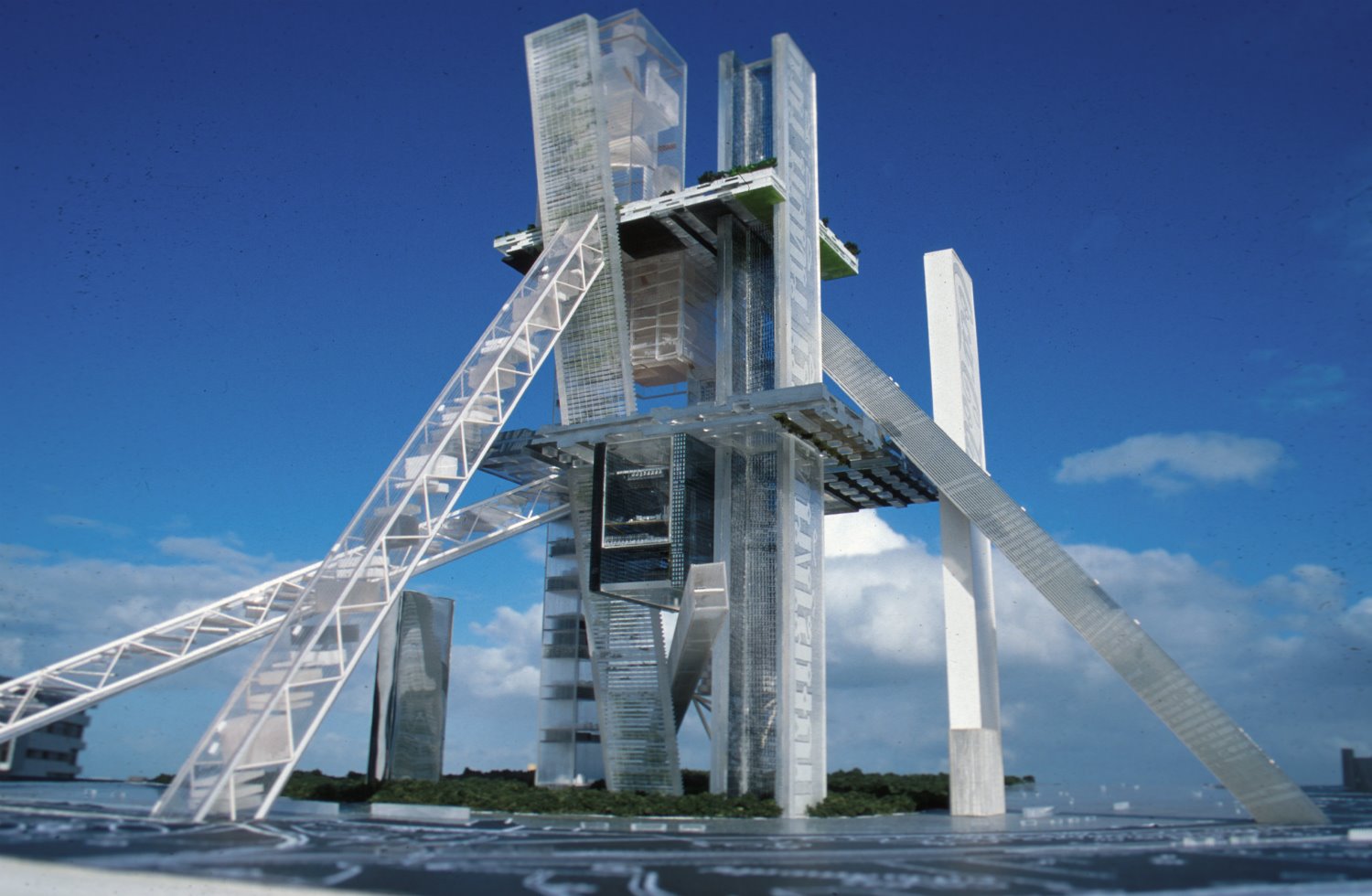 Hyperbuilding de OMA en Bangkok