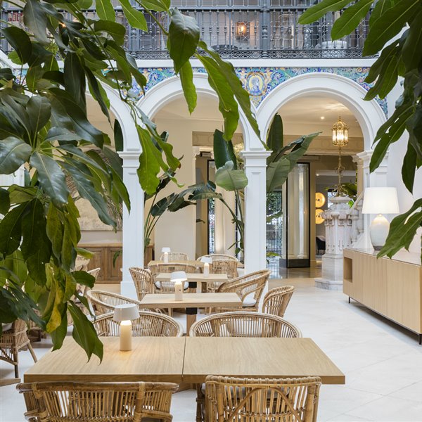 Sandra Tarruella Studio transforma un palacio cordobés en un hotel de ensueño