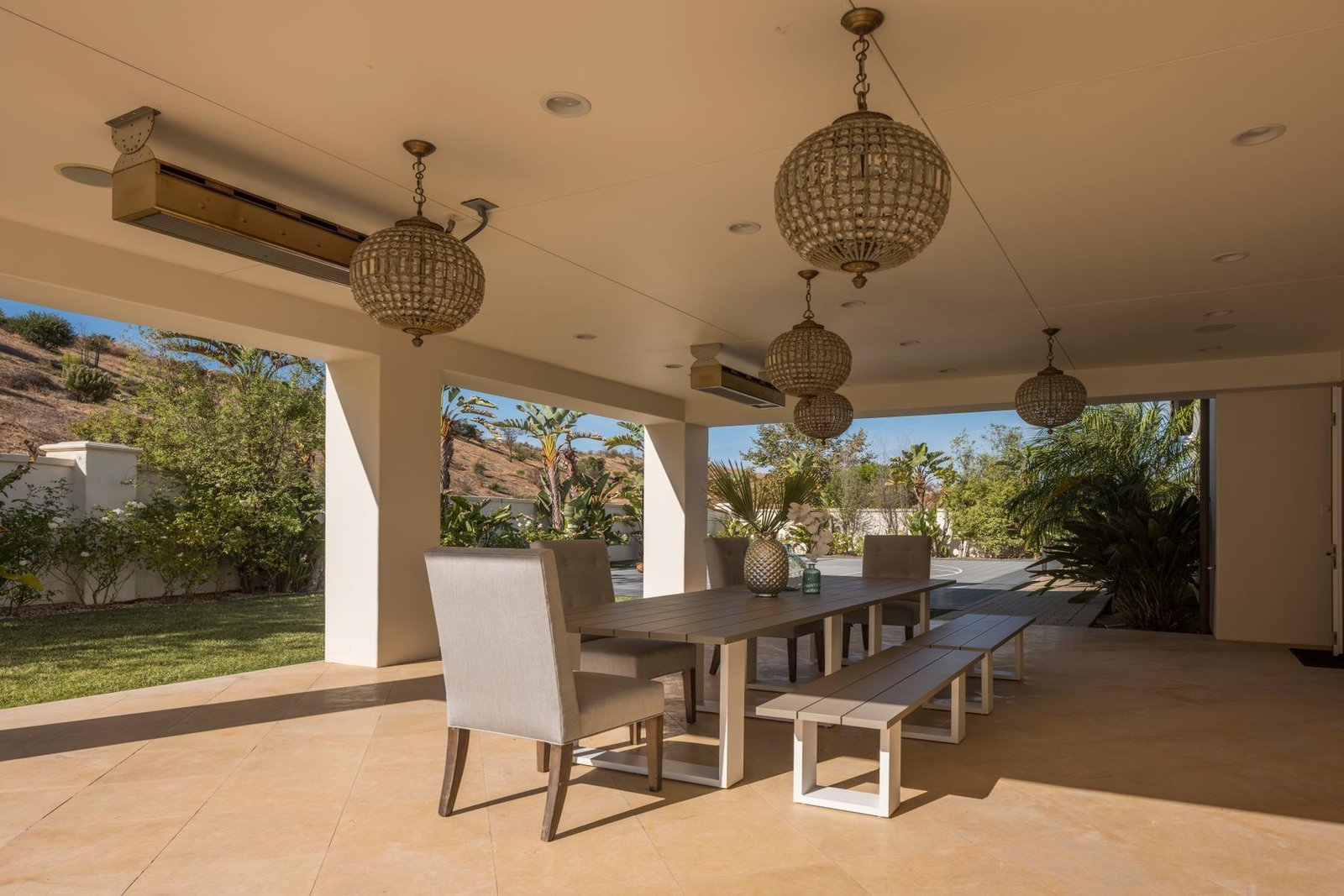 casa de katie holmes porche