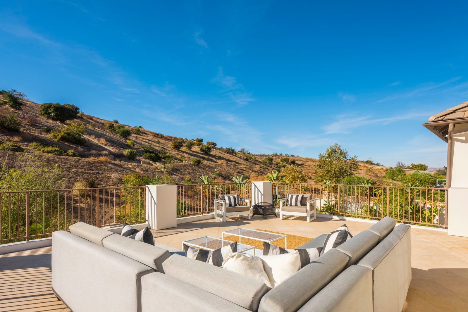 casa de katie holmes terraza