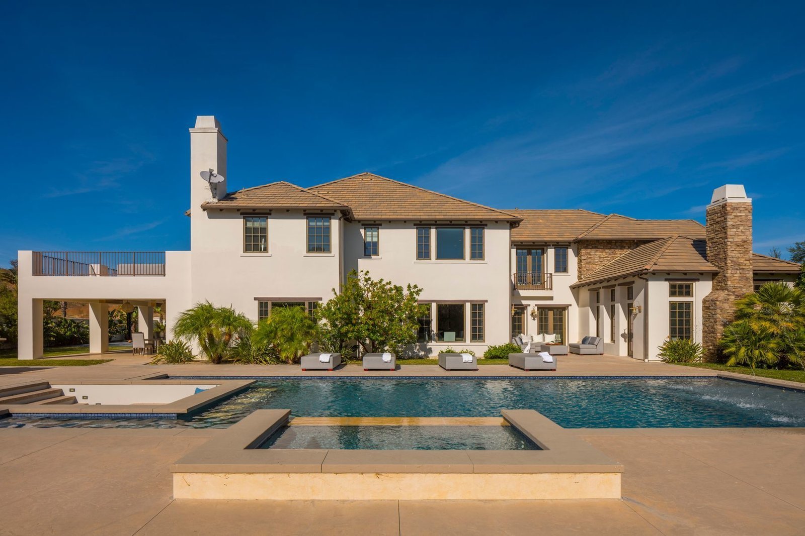 casa de katie holmes