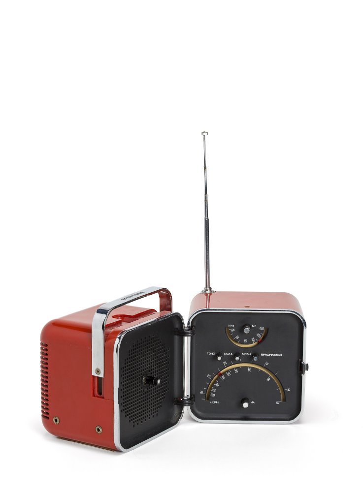 Radio CUBO BRIONVEGA TS 502 Abierto por Diseño Madrid Design Festival 2020