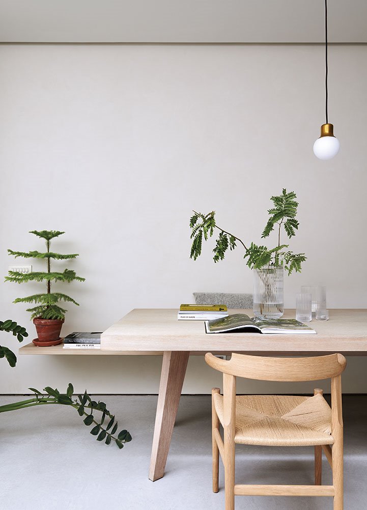 rincon-del-comedor-de-la-casa-del-interiorista-Thomas-Meeschaert-en-Gante-Belgica