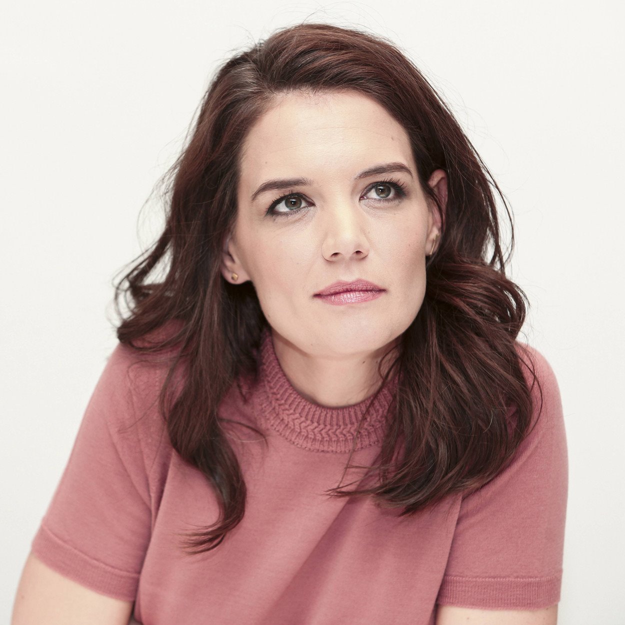 KATIE HOLMES