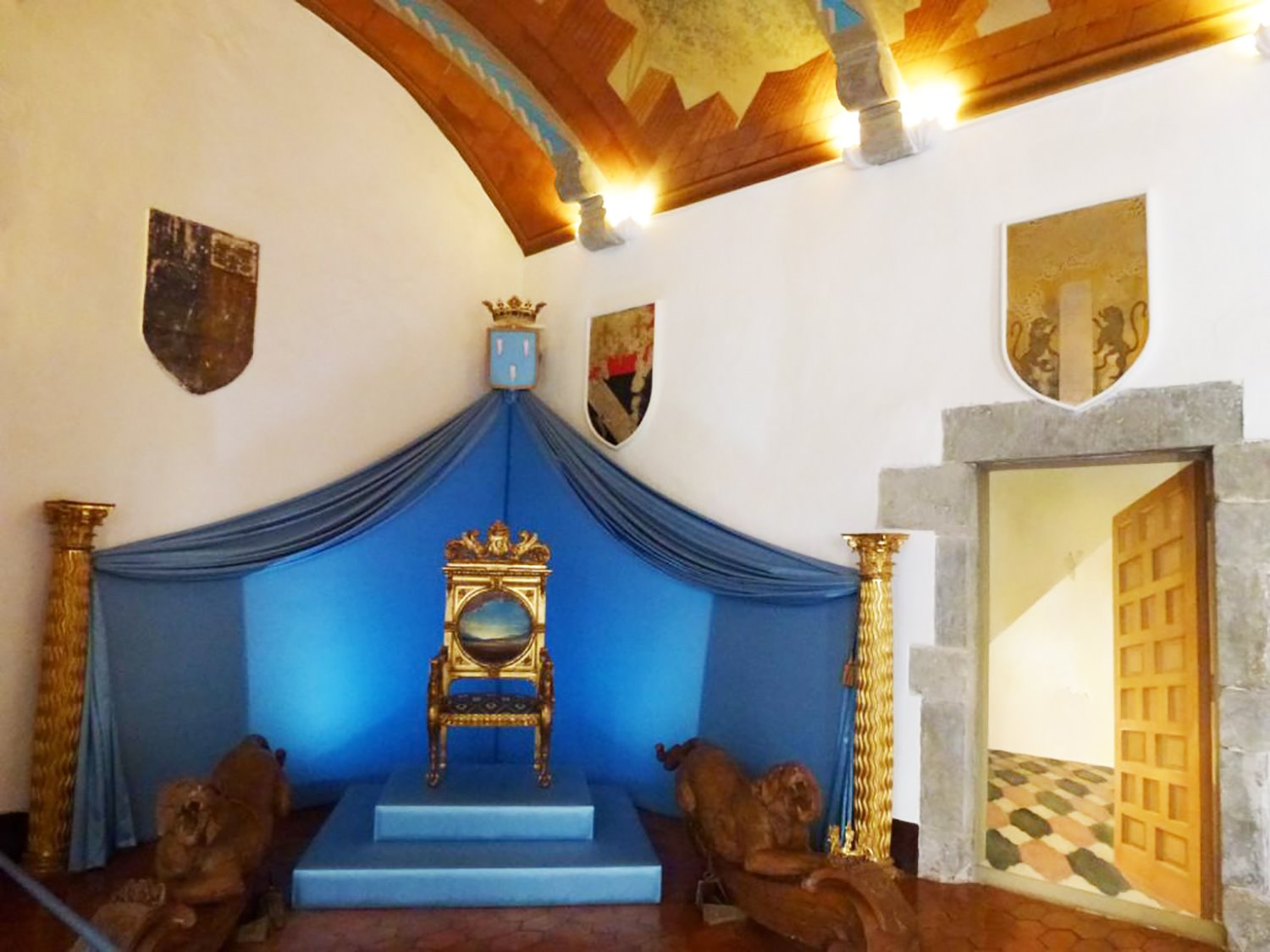 castell-pubol-dali-2-1024x768