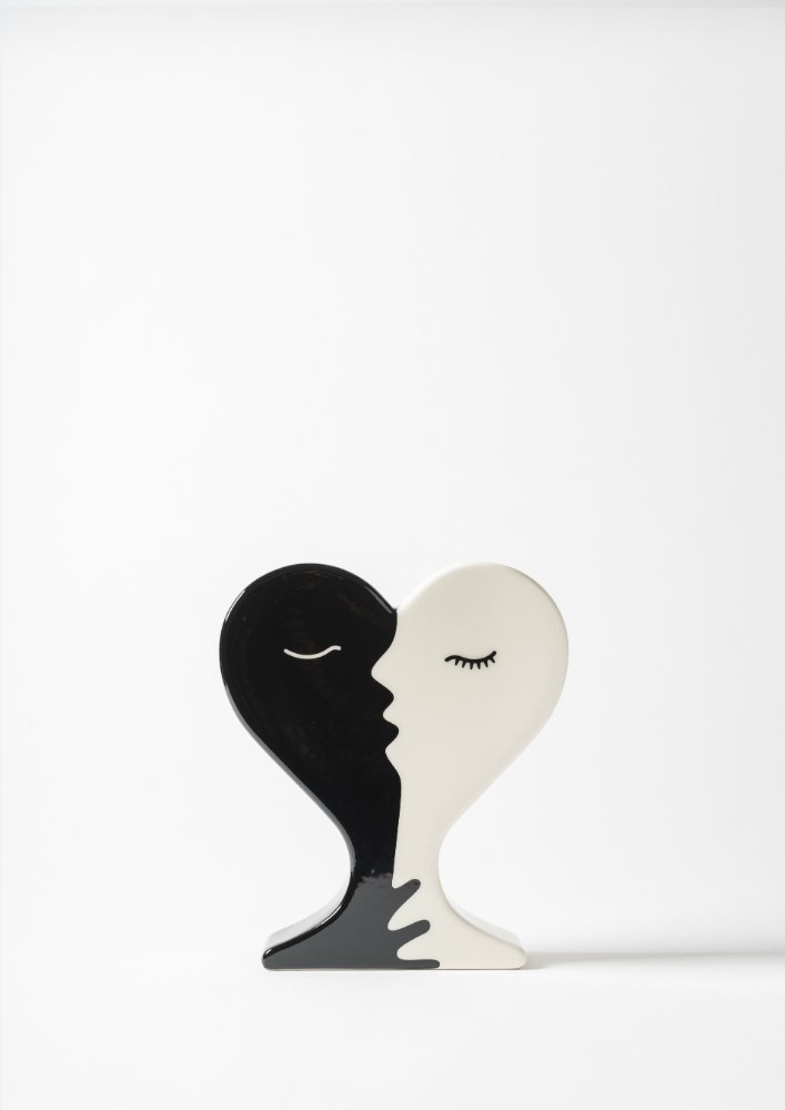El beso de Juli Capella  Tot Cor