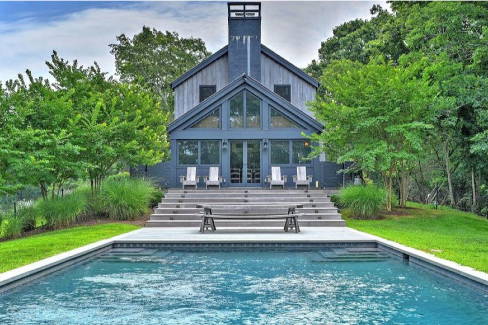 fachada trasera casa ellen pompeo