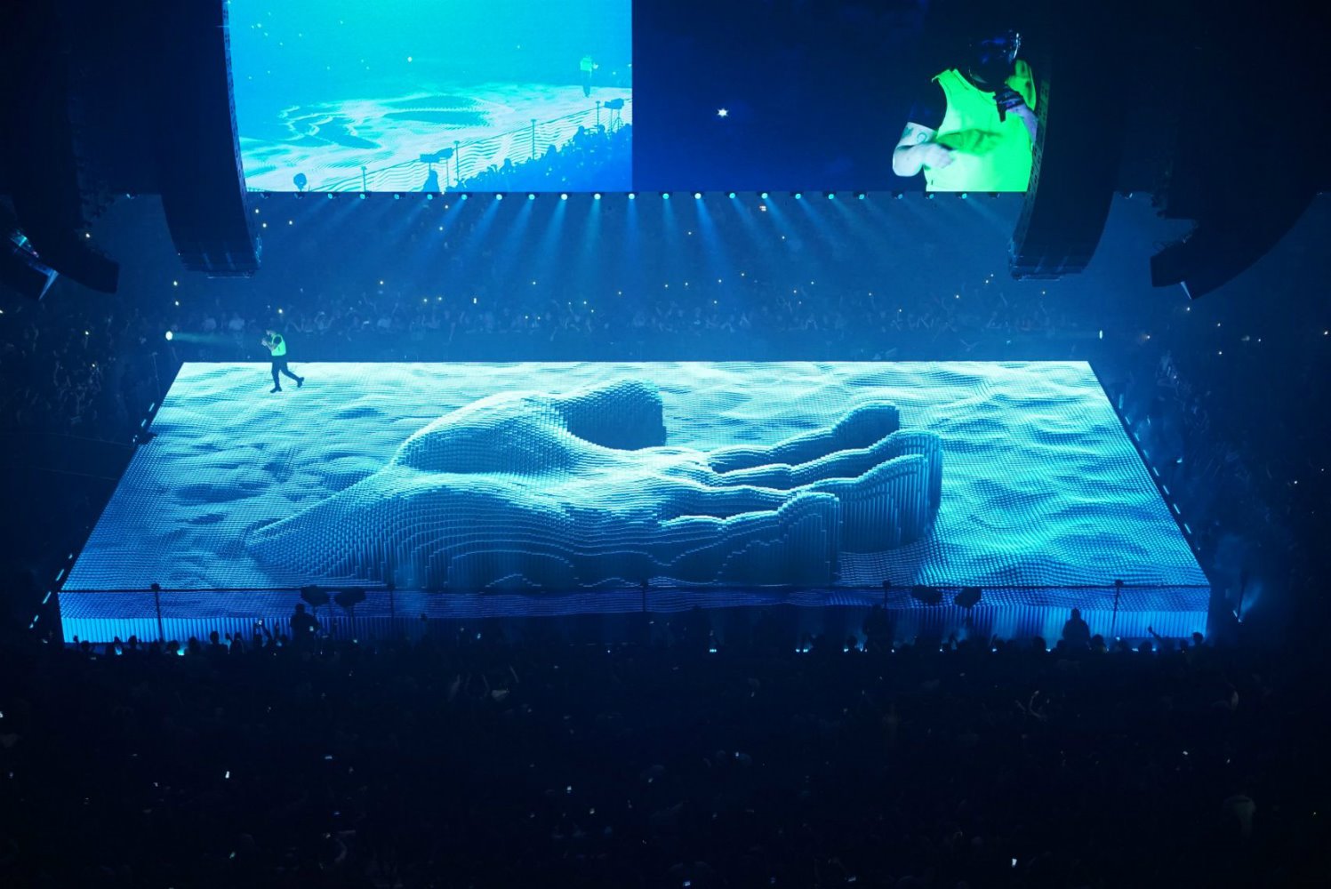 Super Democratic Tour de Drake