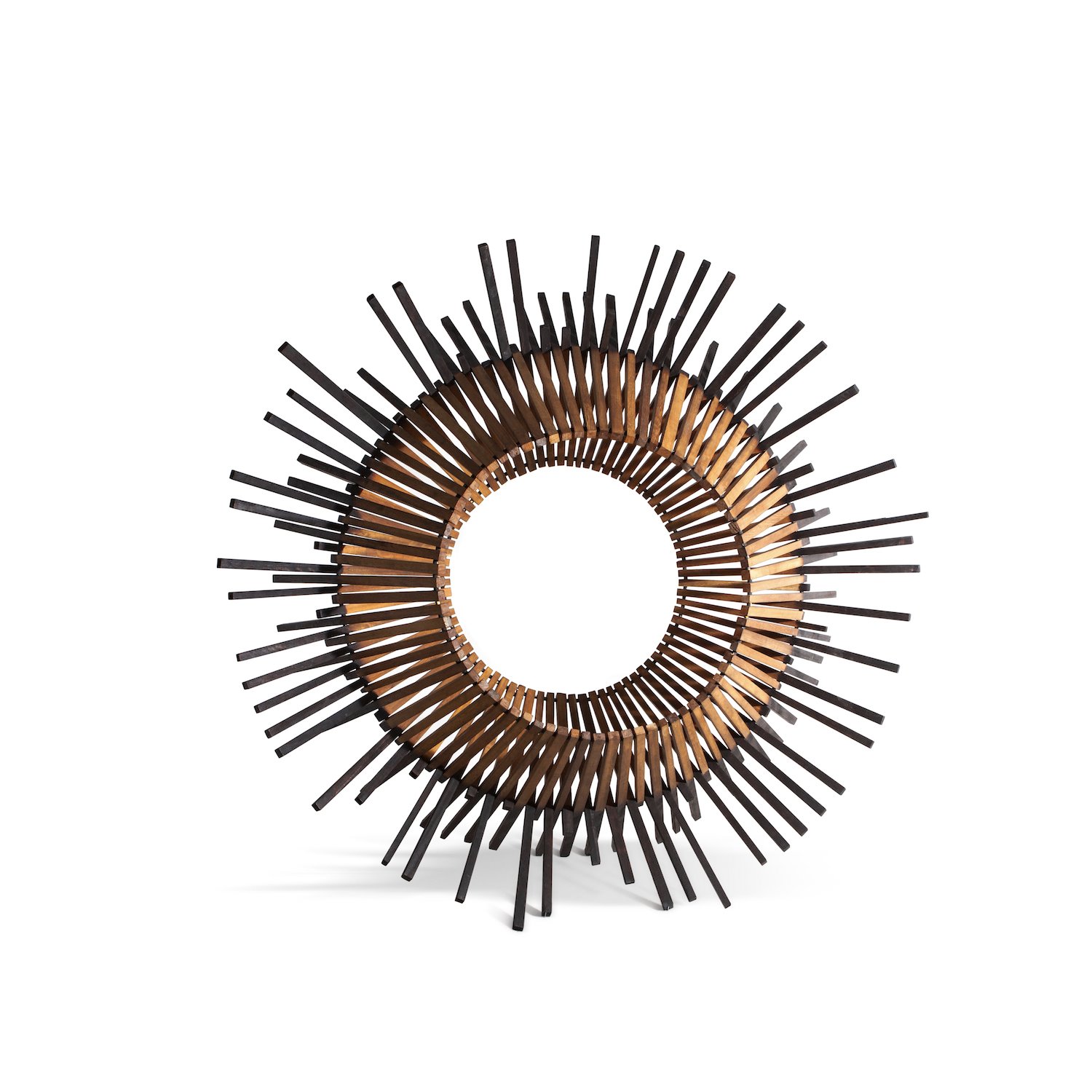 Darshana Raja, Kenia ‘Whole Hole’, iroco, caucho y acero inoxidable. 2019