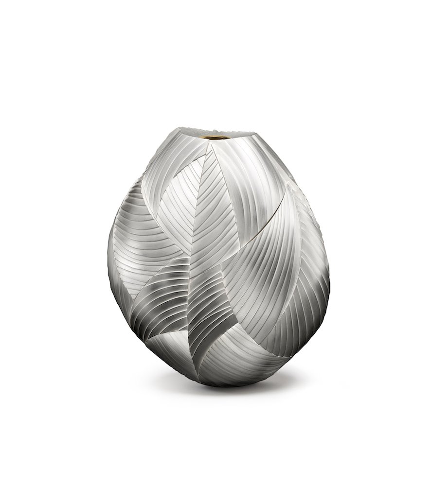 Kevin Grey (4) Hi. Kevin Grey, Reino Unido ‘Chiral’, plata de ley 958 y oro. 2017