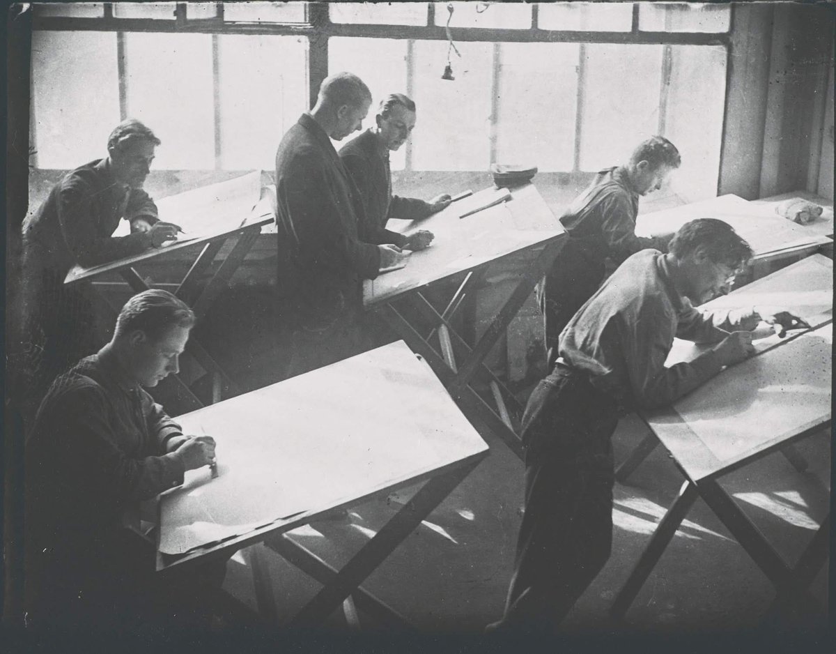 Vjutemás escuela de diseño Rusia