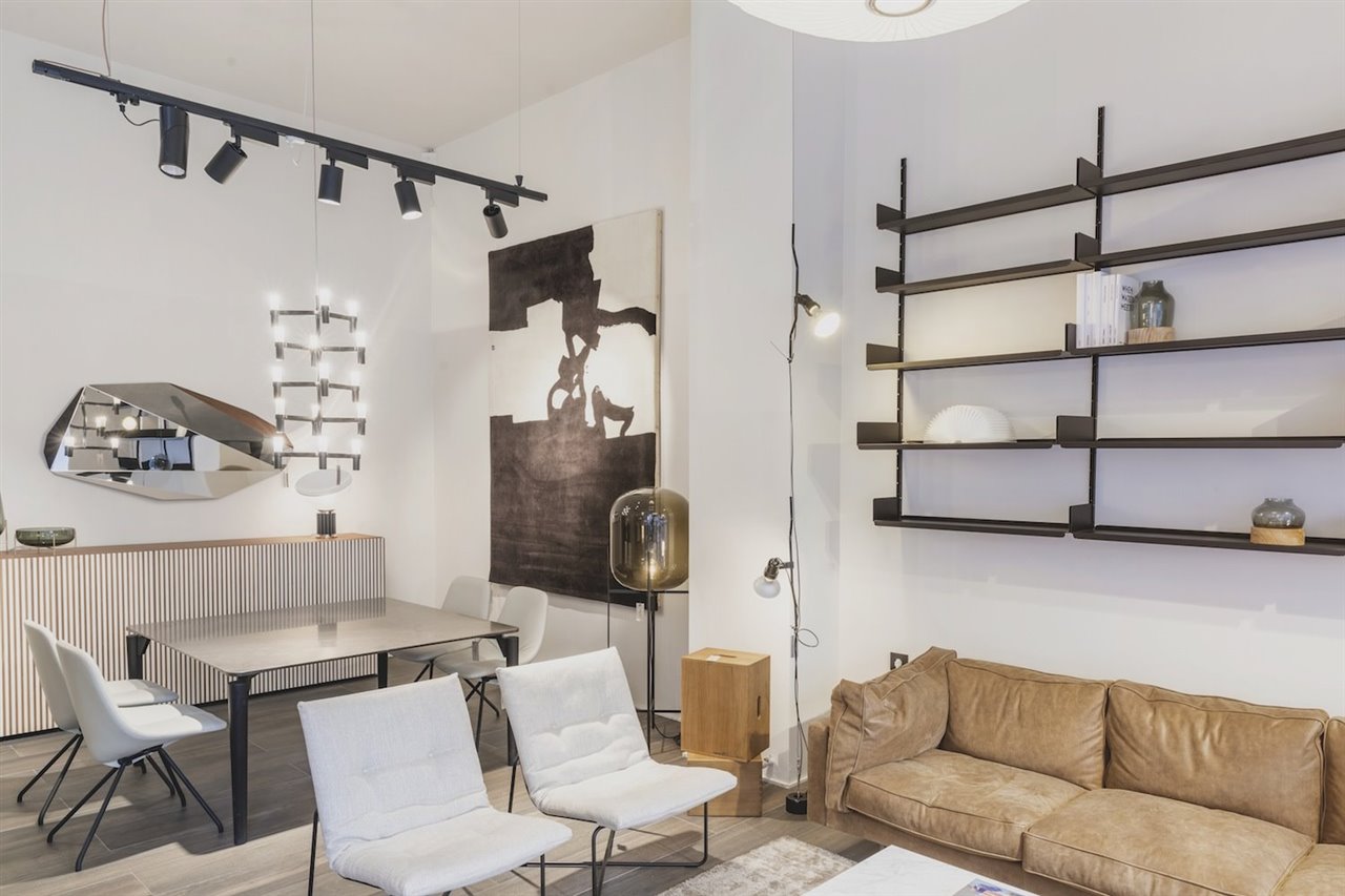 La inauguración se ha hecho coincidir con la celebración del Madrid Design Festival, al que contribuye con la exposición HomeWork, vida y trabajo: ahora y en el futuro, en la que se podrán contemplar, hasta el 31 de marzo, piezas del prestigioso fabricante suizo USM.