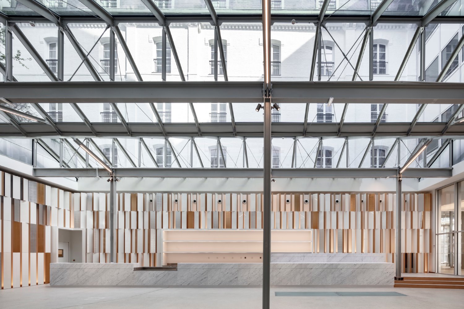 Grand Central Saint-Lazare de Ferrier Marchetti Studio  